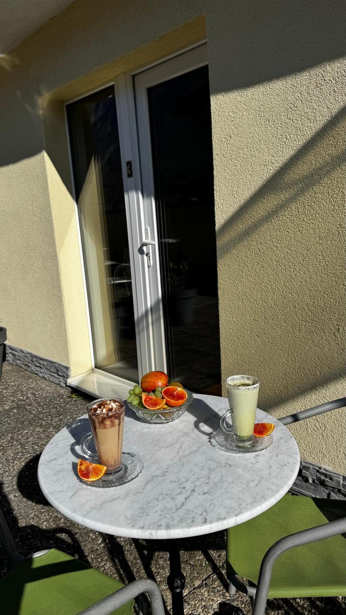 Plein Soleil Apartment Martigny Bagian luar foto